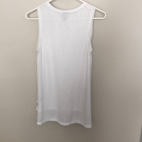 Soft short sleeve top - Picture 2 of 4